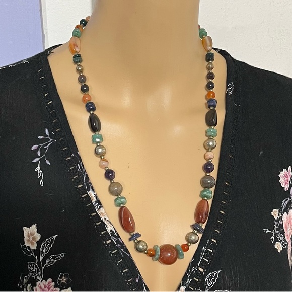 Vintage Boho Stone Bead Necklace 24” length - Picture 6 of 6